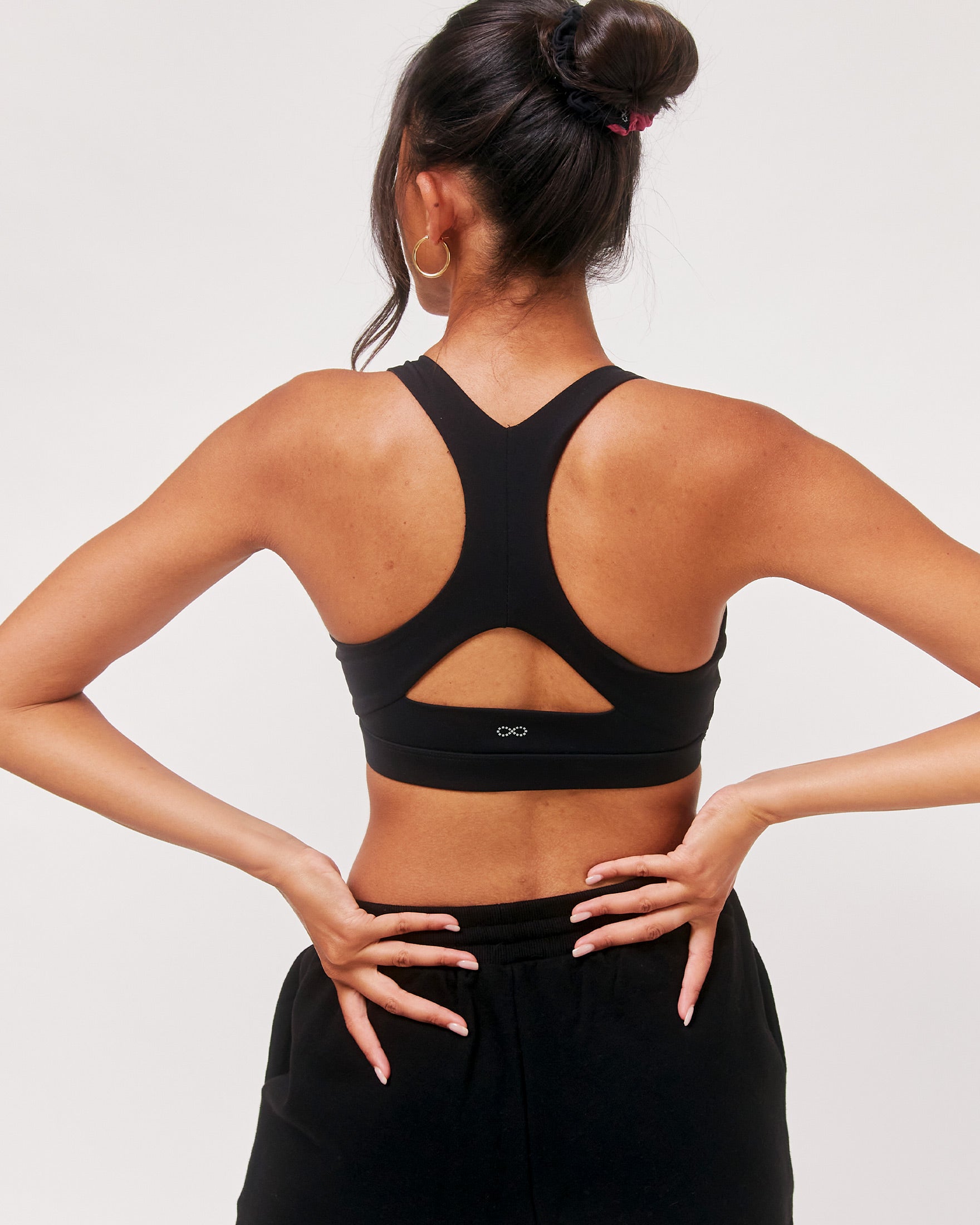 Swift Keyhole Racerback Sports Bra