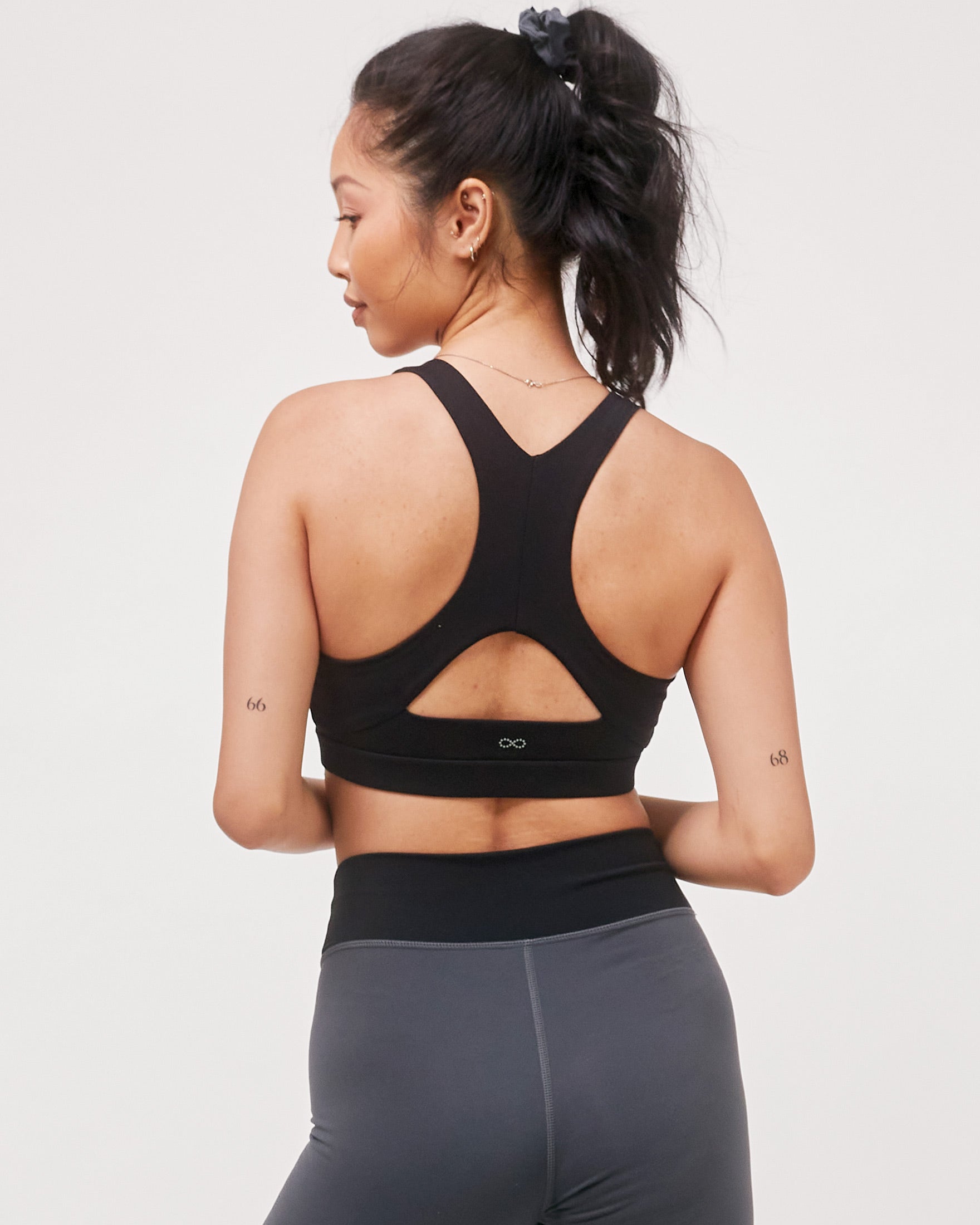 Swift Keyhole Racerback Sports Bra