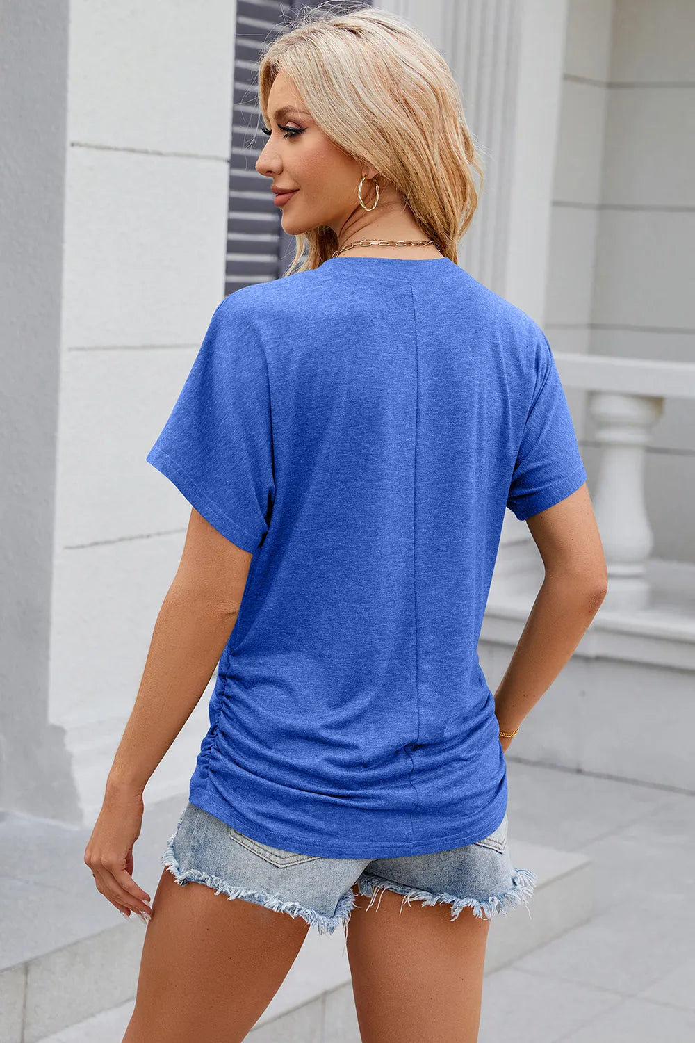 Relaxed Round-Neck Tee