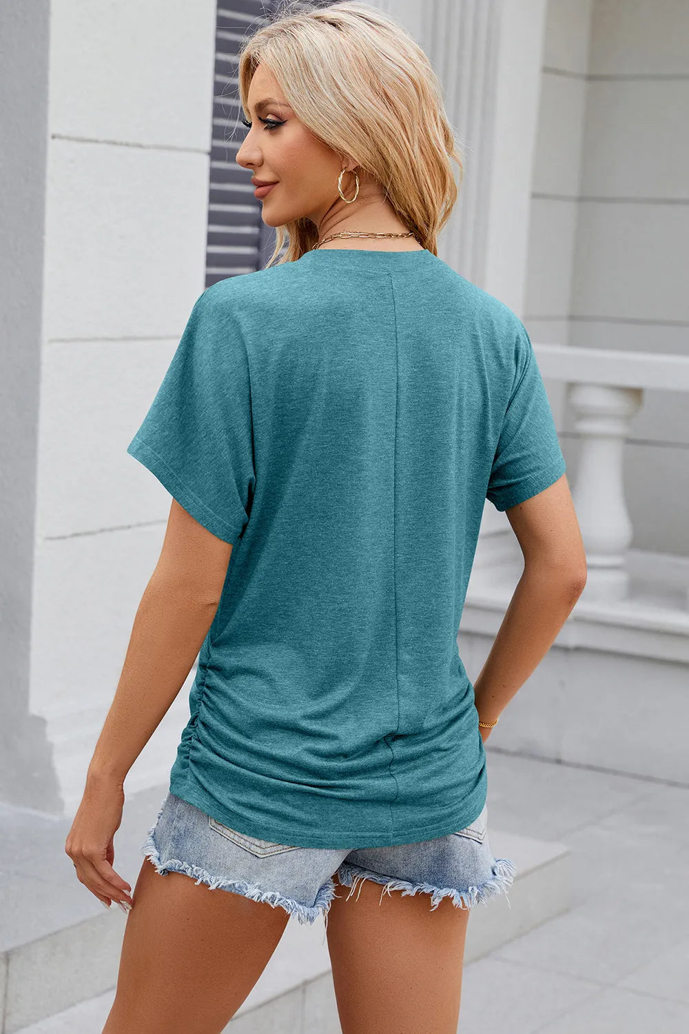 Relaxed Round-Neck Tee